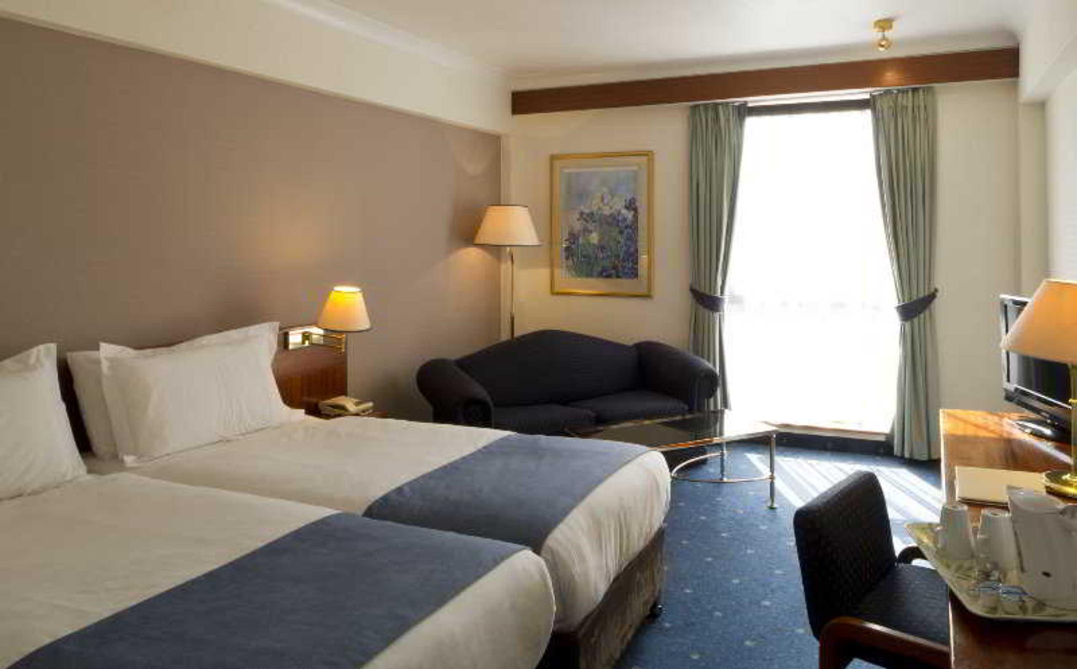 Clarion Croydon Park Hotel Екстер'єр фото