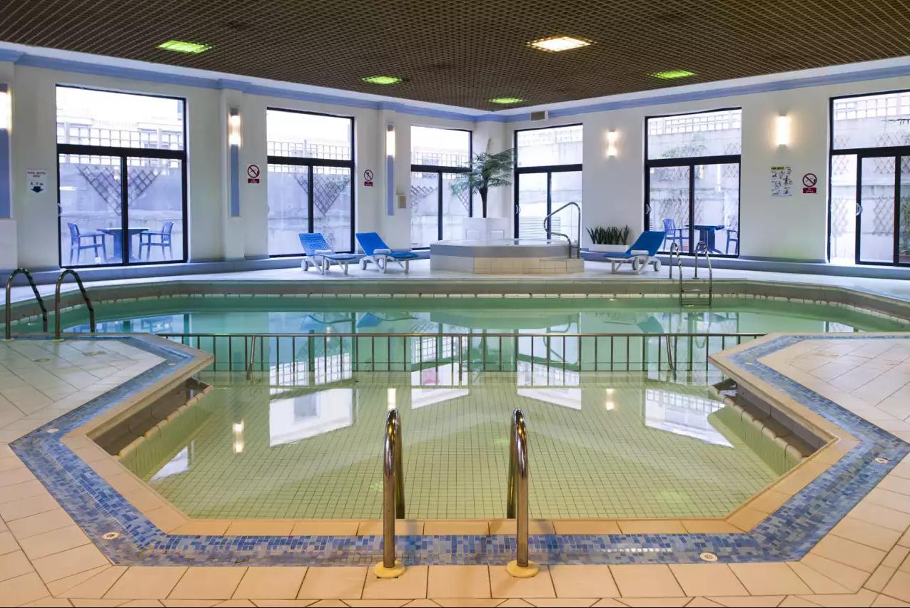 Clarion Croydon Park Hotel Екстер'єр фото