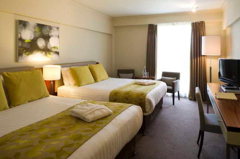 Clarion Croydon Park Hotel Екстер'єр фото